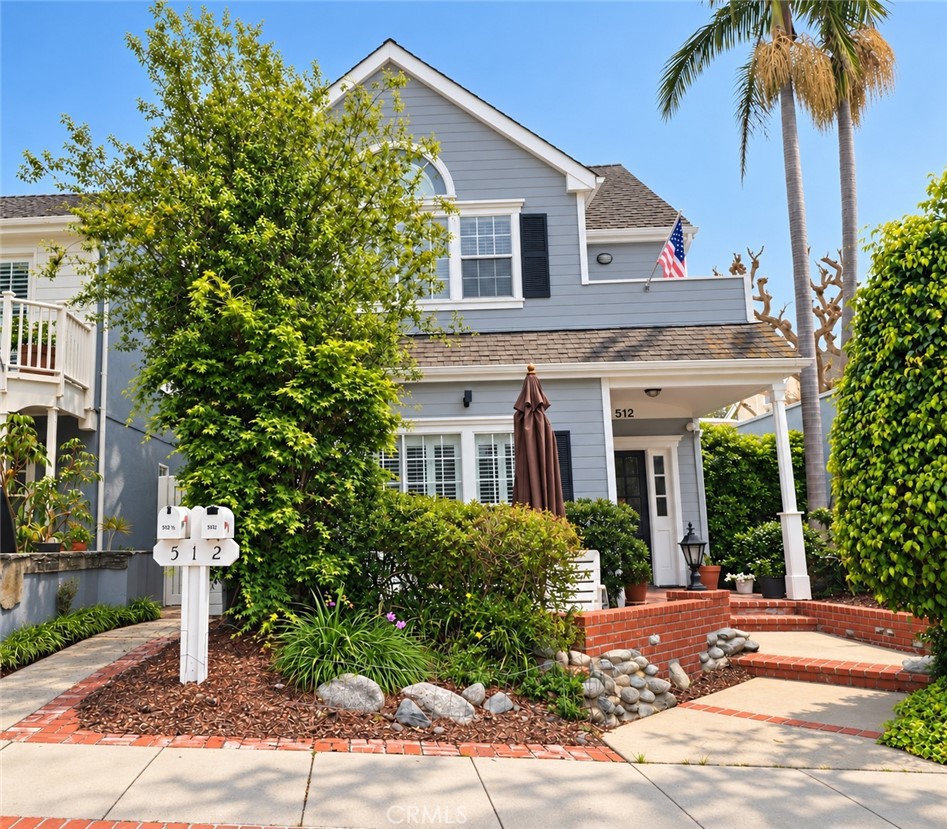 512.5 Dahlia Avenue Property Photo 1