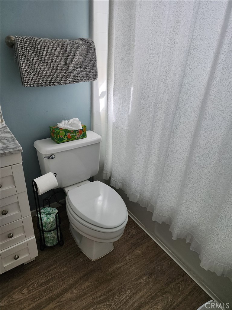 512.5 Dahlia Avenue Property Photo 11