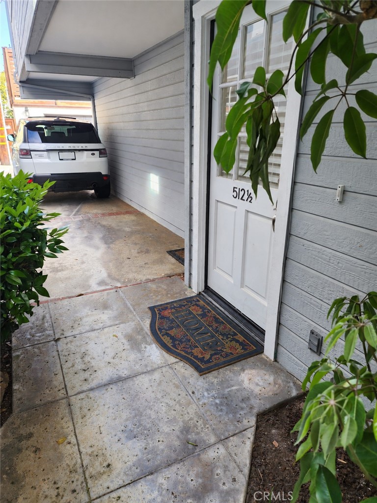 512.5 Dahlia Avenue Property Photo 14