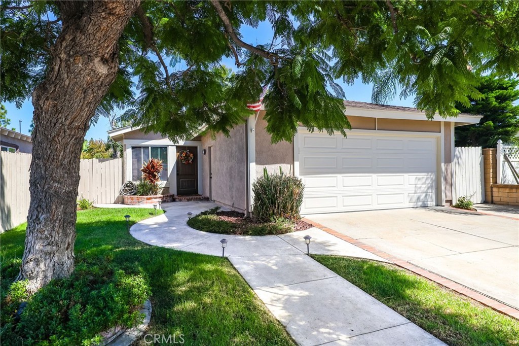 27531 Genil Property Photo 1