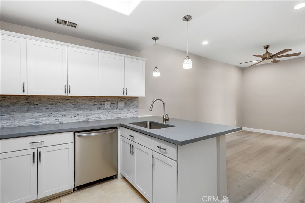 89 Castano Property Photo 6