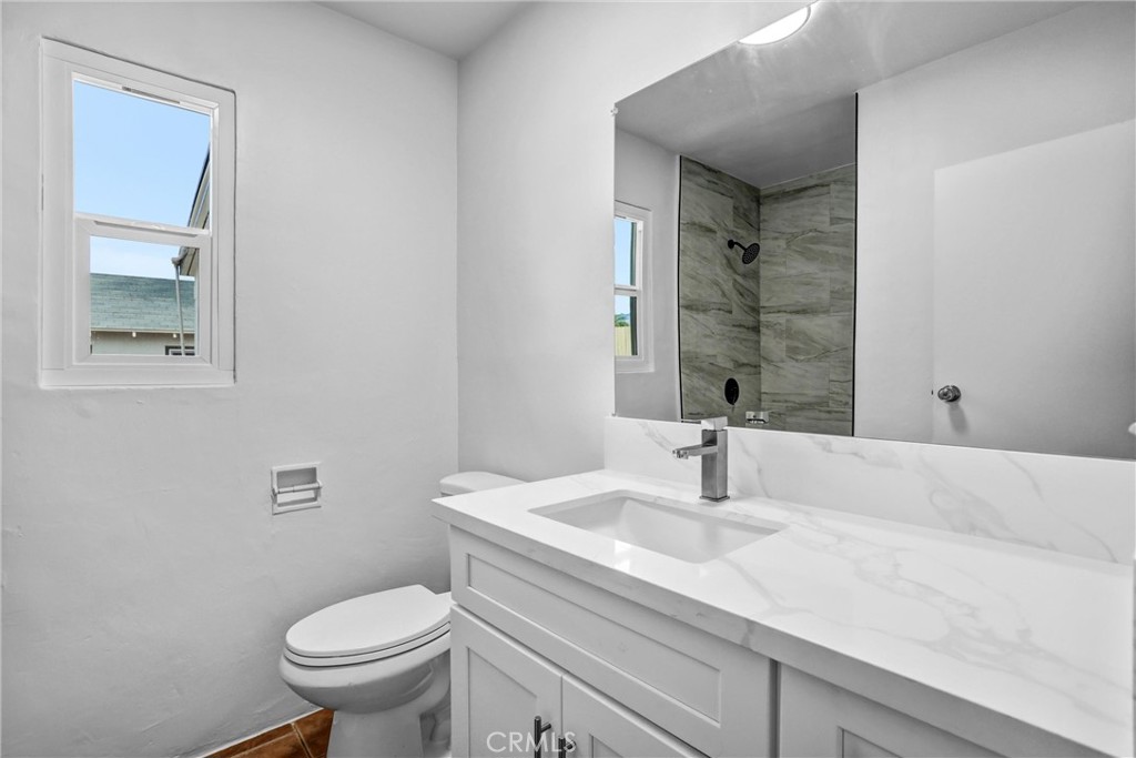 832 N Almond Way Property Photo 17