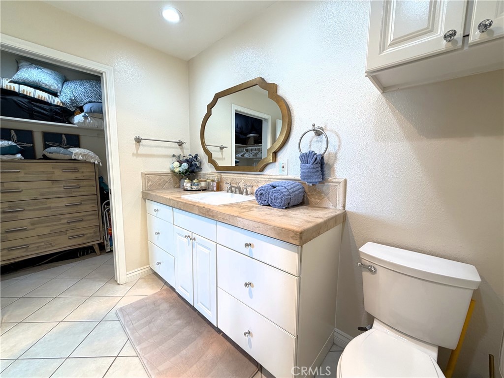 711 Pacific Coast 106 Property Photo 15
