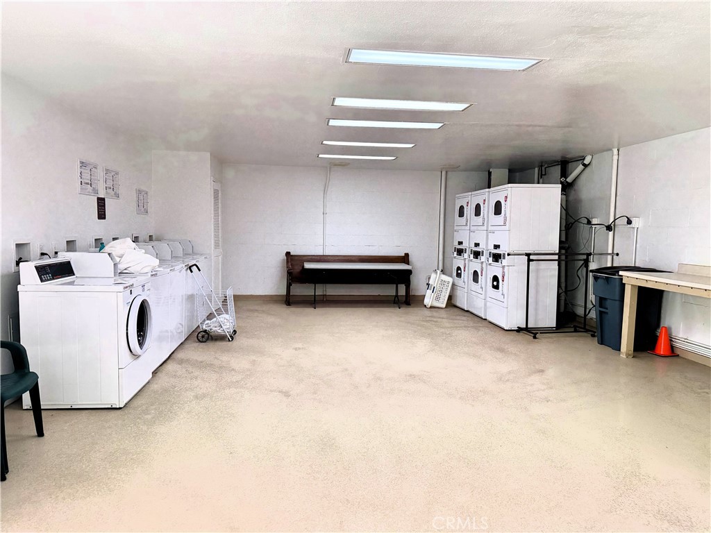 711 Pacific Coast 106 Property Photo 29