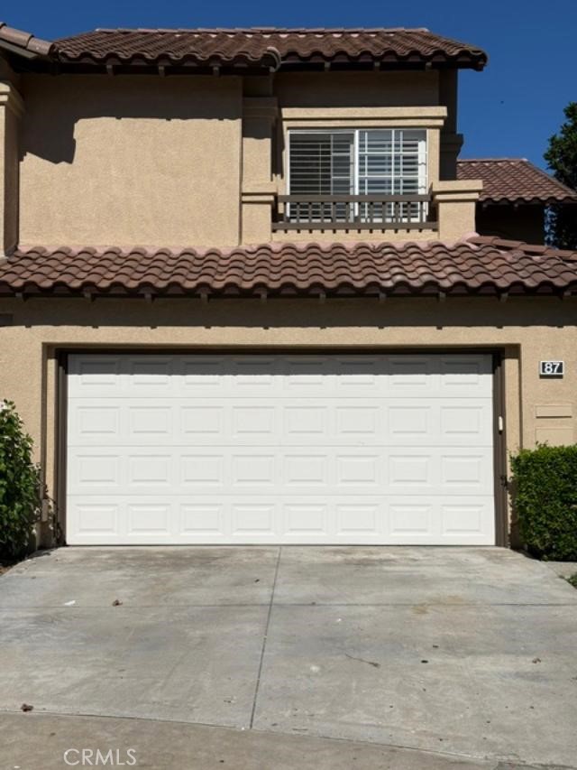 87 Fuente Property Photo