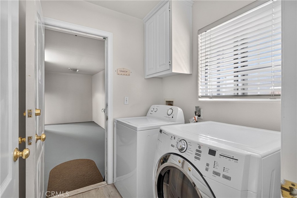 2224 Ruhland B Property Photo 19
