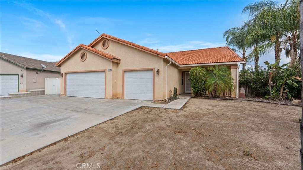 1818 Giverny Court Property Photo 2