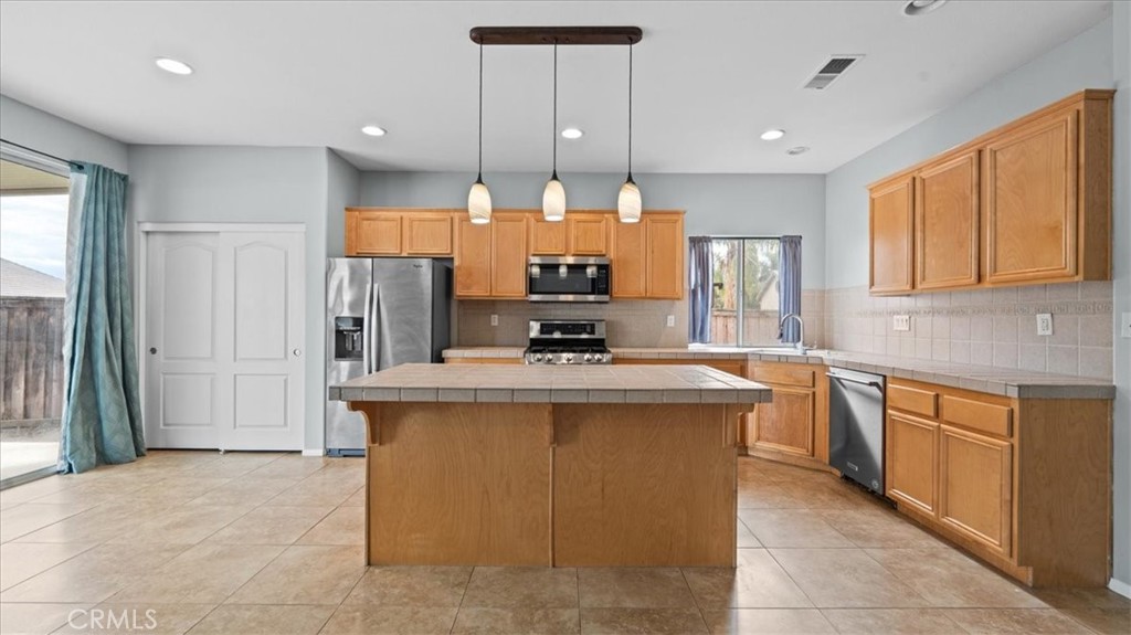 1818 Giverny Court Property Photo 11
