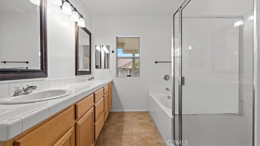 1818 Giverny Court Property Photo 18