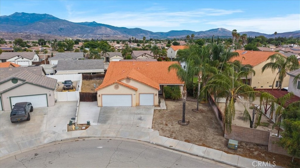 1818 Giverny Court Property Photo 36