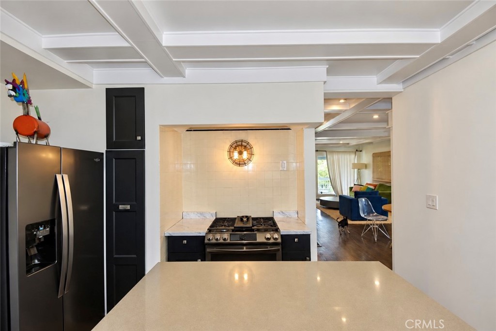 6160 York Boulevard Property Photo 6