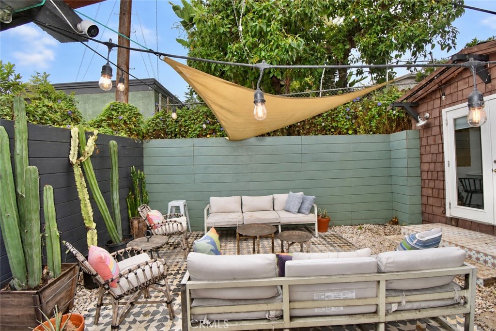 6160 York Boulevard Property Photo 19