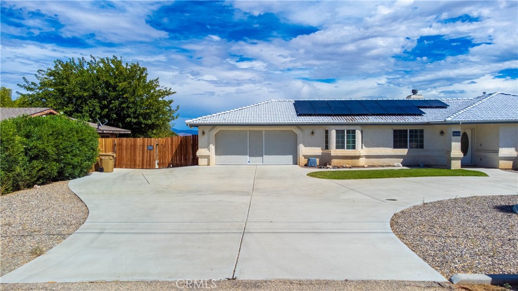 11043 Pinon Avenue Property Photo 1