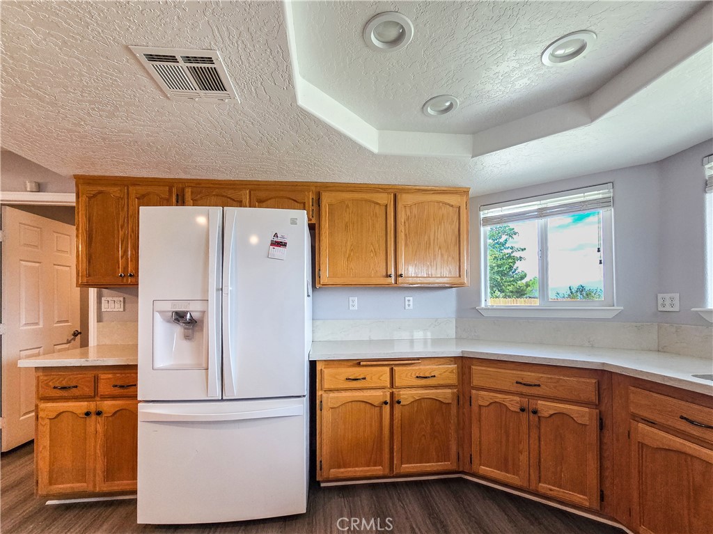 11043 Pinon Avenue Property Photo 5