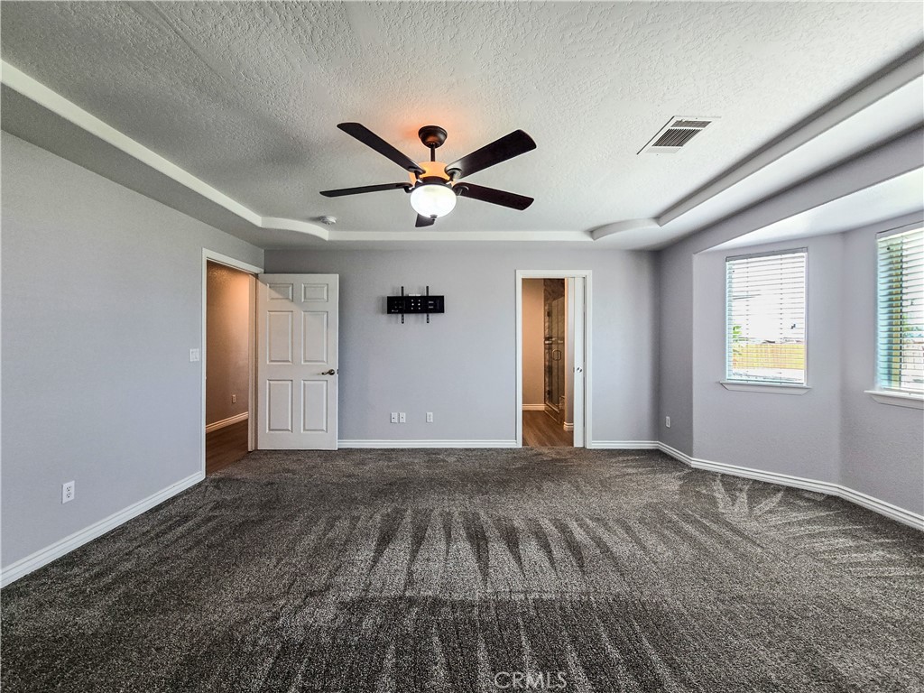 11043 Pinon Avenue Property Photo 7
