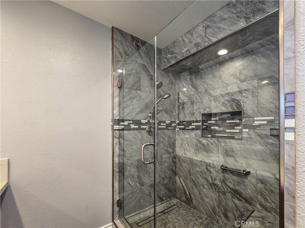 11043 Pinon Avenue Property Photo 10