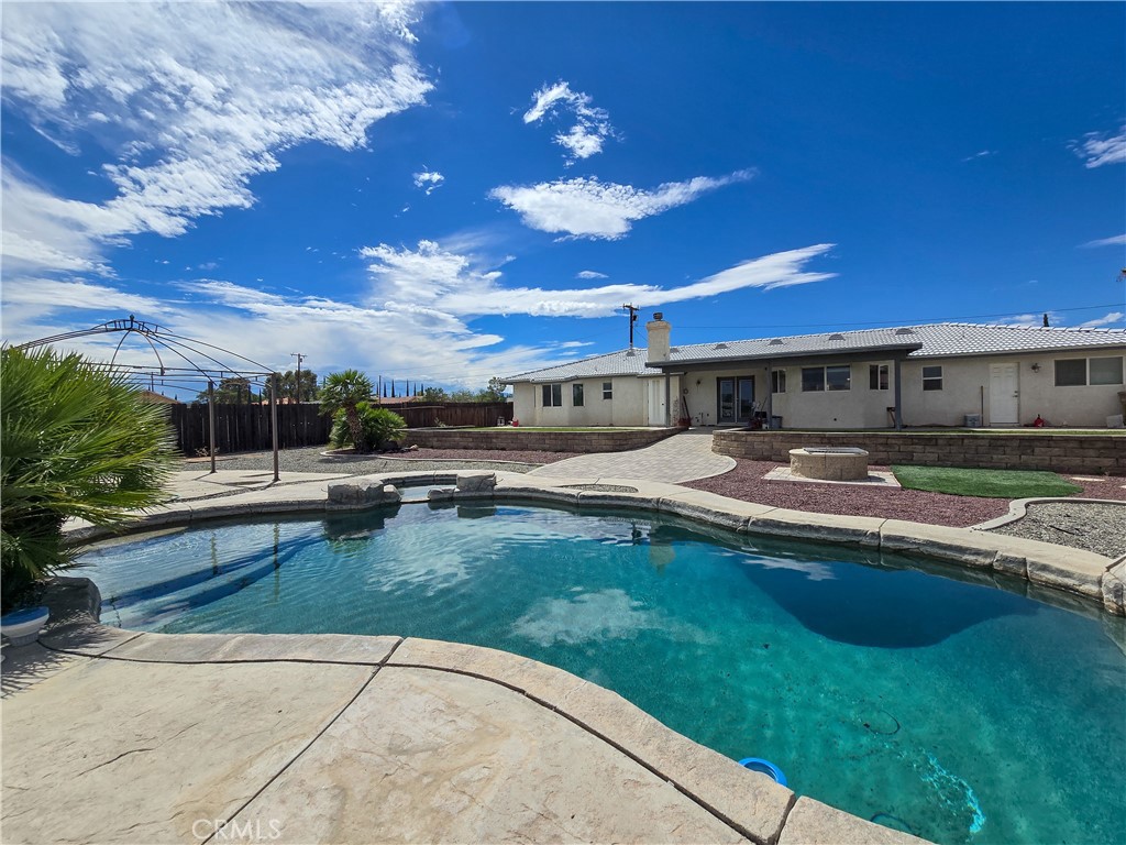 11043 Pinon Avenue Property Photo 19