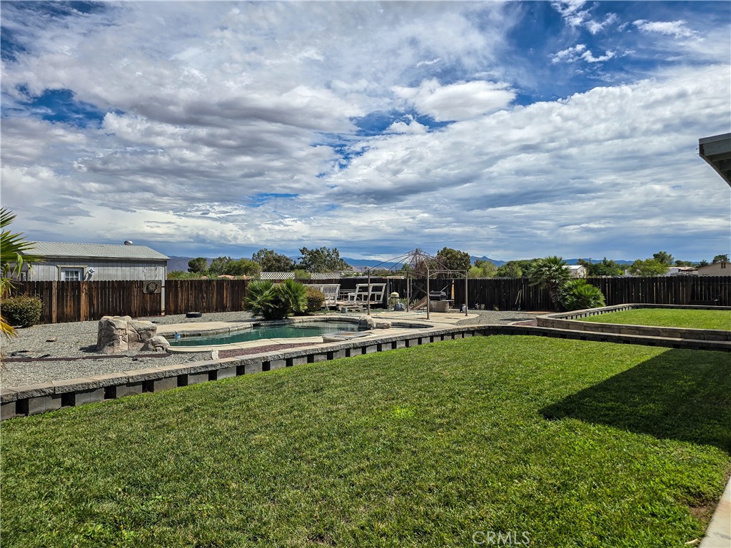 11043 Pinon Avenue Property Photo 21