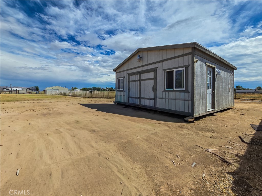 11043 Pinon Avenue Property Photo 22