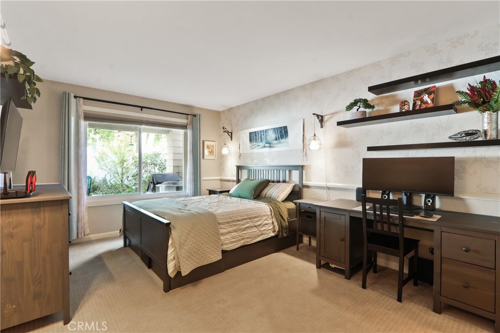 10 Glenoaks Property Photo 11