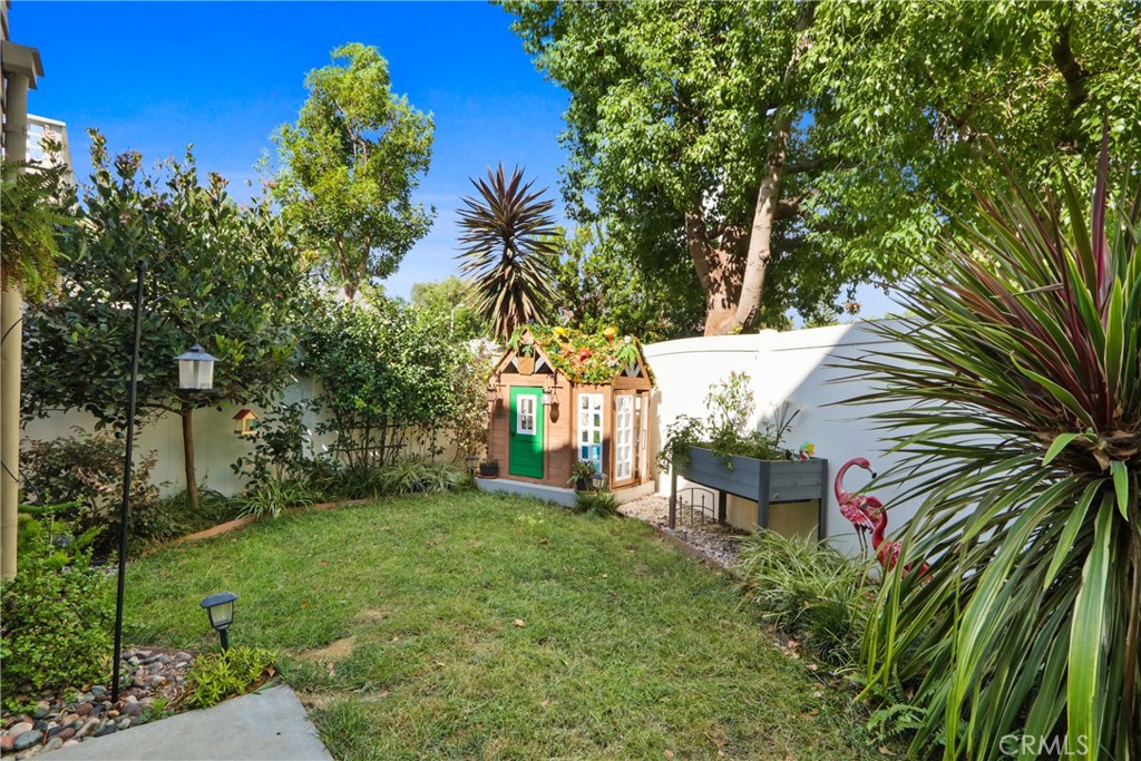 10 Glenoaks Property Photo 19