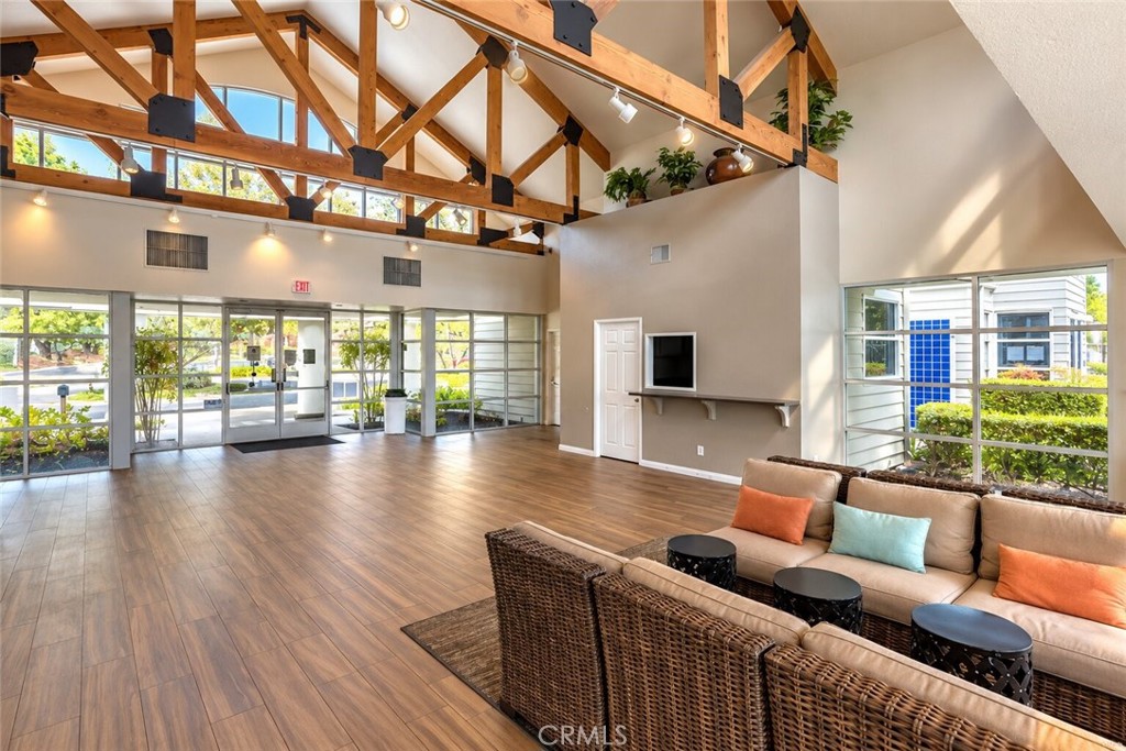 10 Glenoaks Property Photo 28