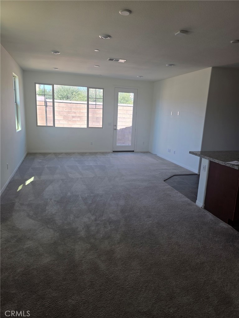 5651 Villa Maria Property Photo 3