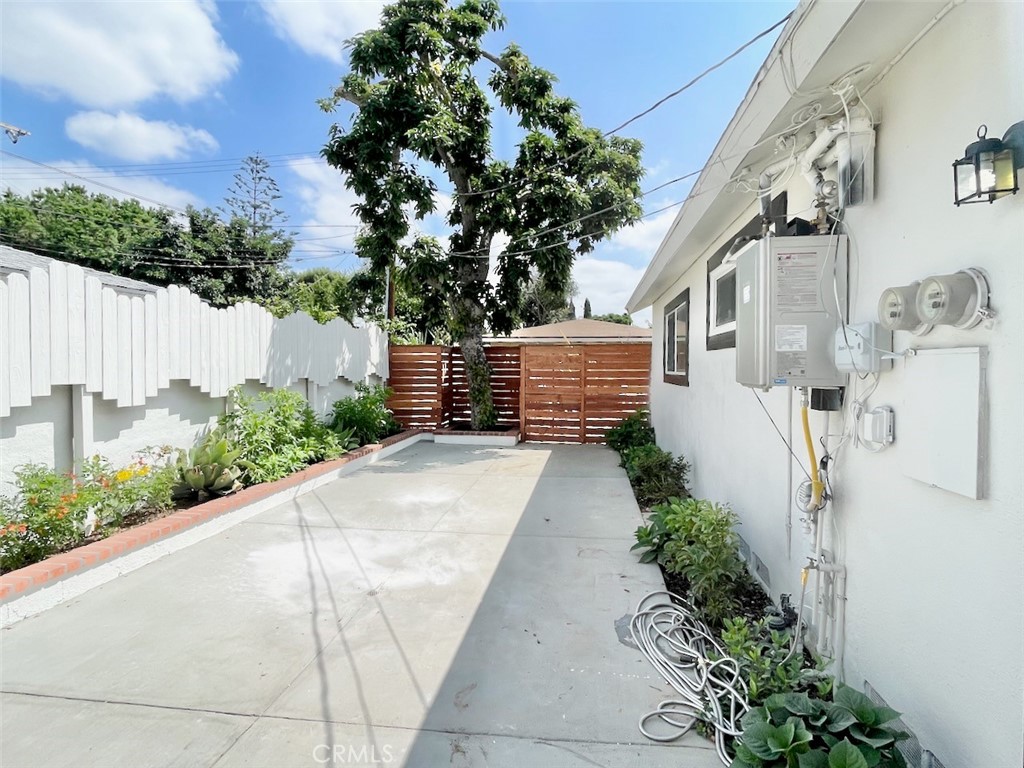 1815 E Palm Avenue Property Photo 10