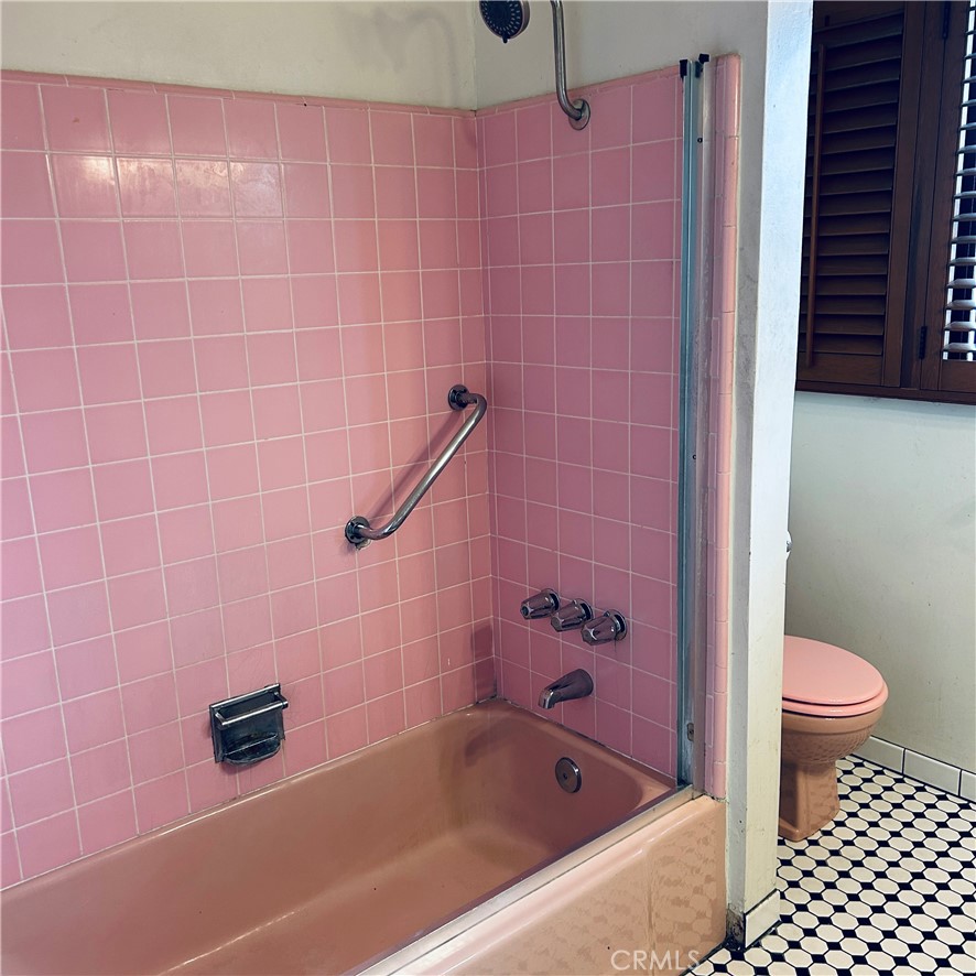 438 #2 Cedar Property Photo 13