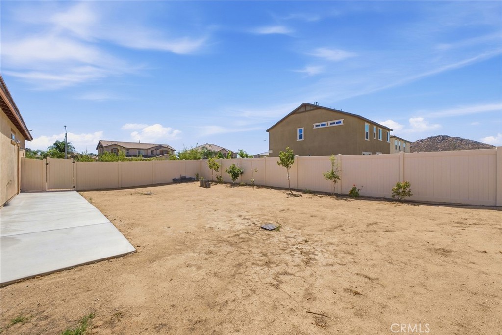 27786 Bay Avenue Property Photo 26