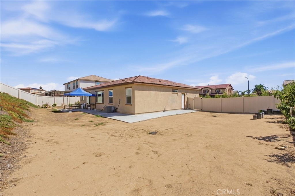 27786 Bay Avenue Property Photo 29