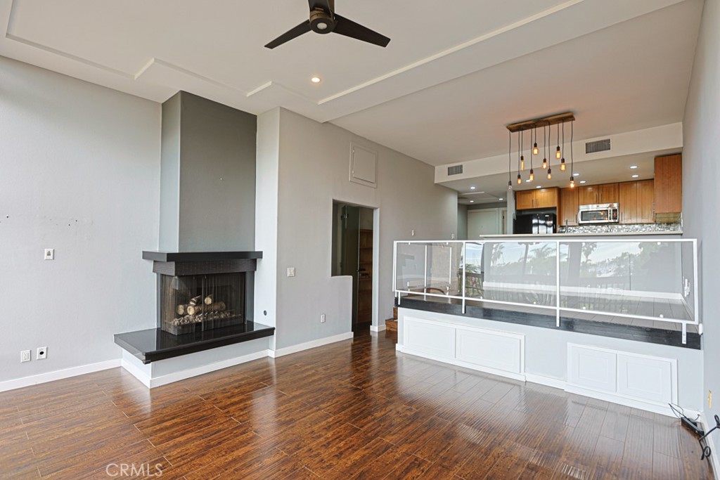 9322 Marina Pacifica N Property Photo 12