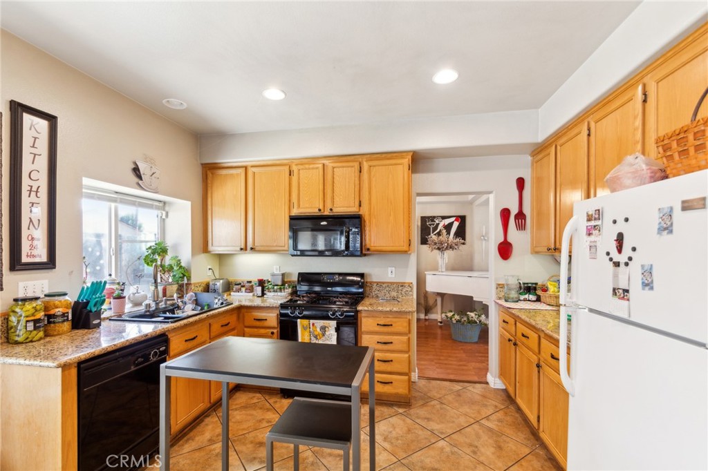 25880 Jumano Property Photo 10