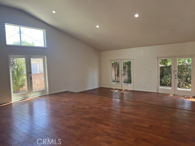17226 Elkwood Property Photo 3