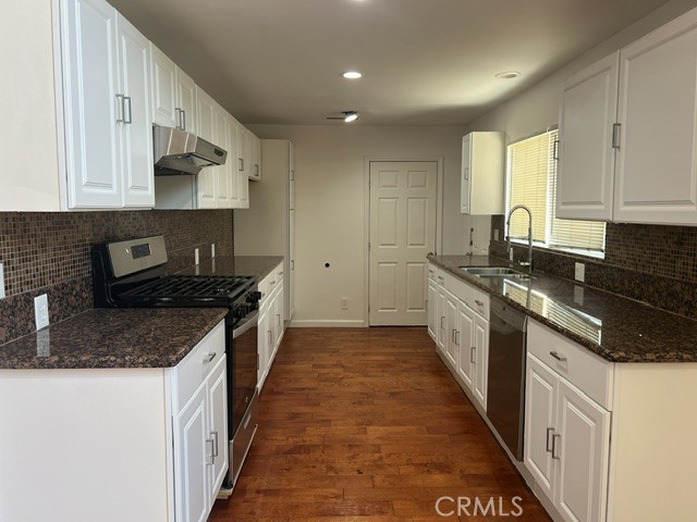 17226 Elkwood Property Photo 7