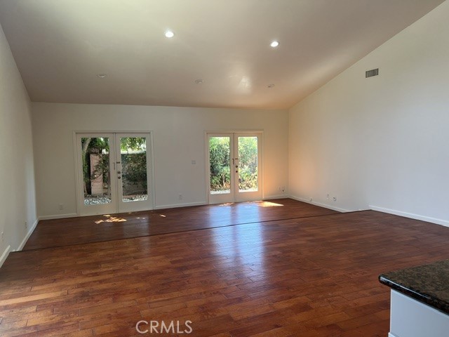 17226 Elkwood Property Photo 8