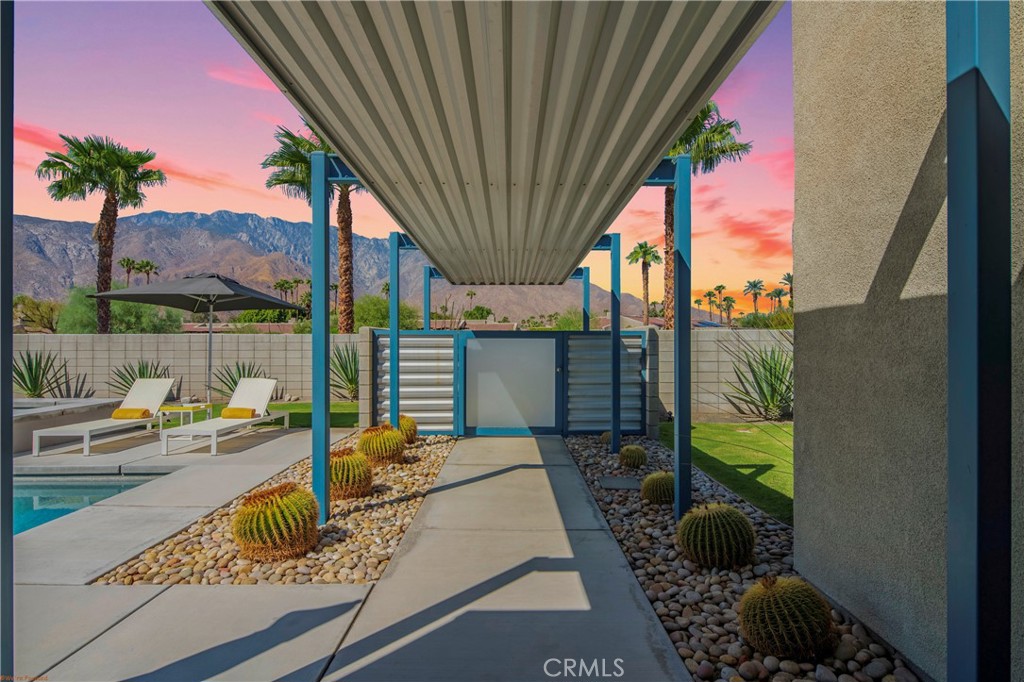 3014 N Avenida Caballeros Property Photo 3