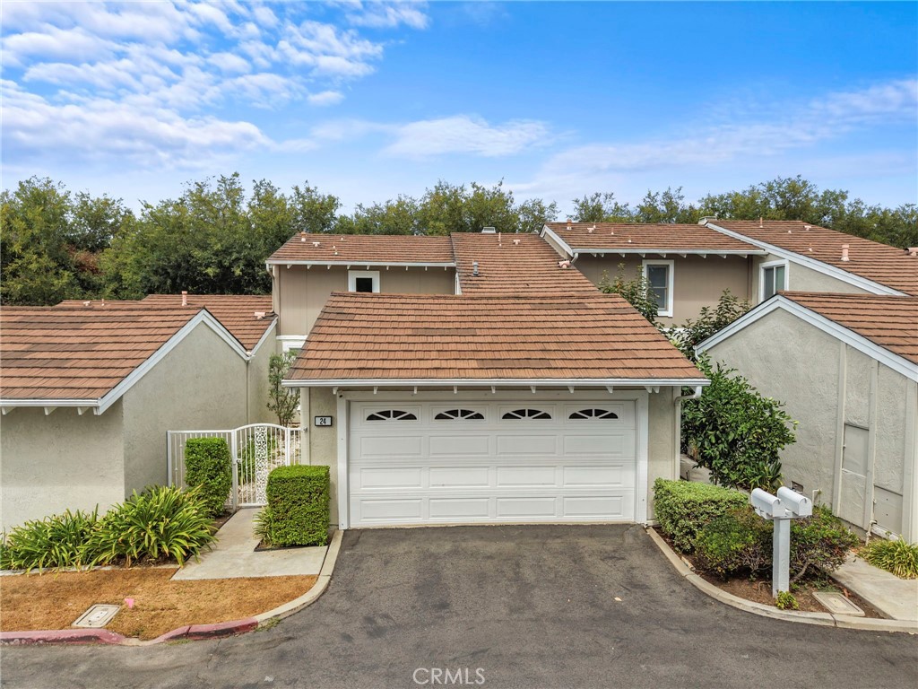 24 Sunfish Property Photo 1