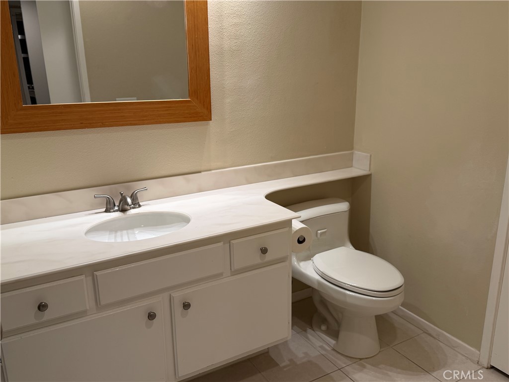 280 Cagney 204 Property Photo 7