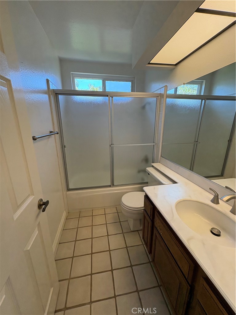 27555 Chantada Property Photo 8