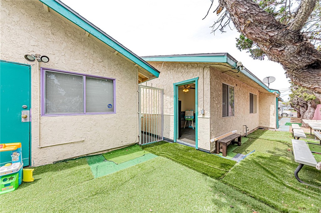 5722 Crescent Property Photo 6