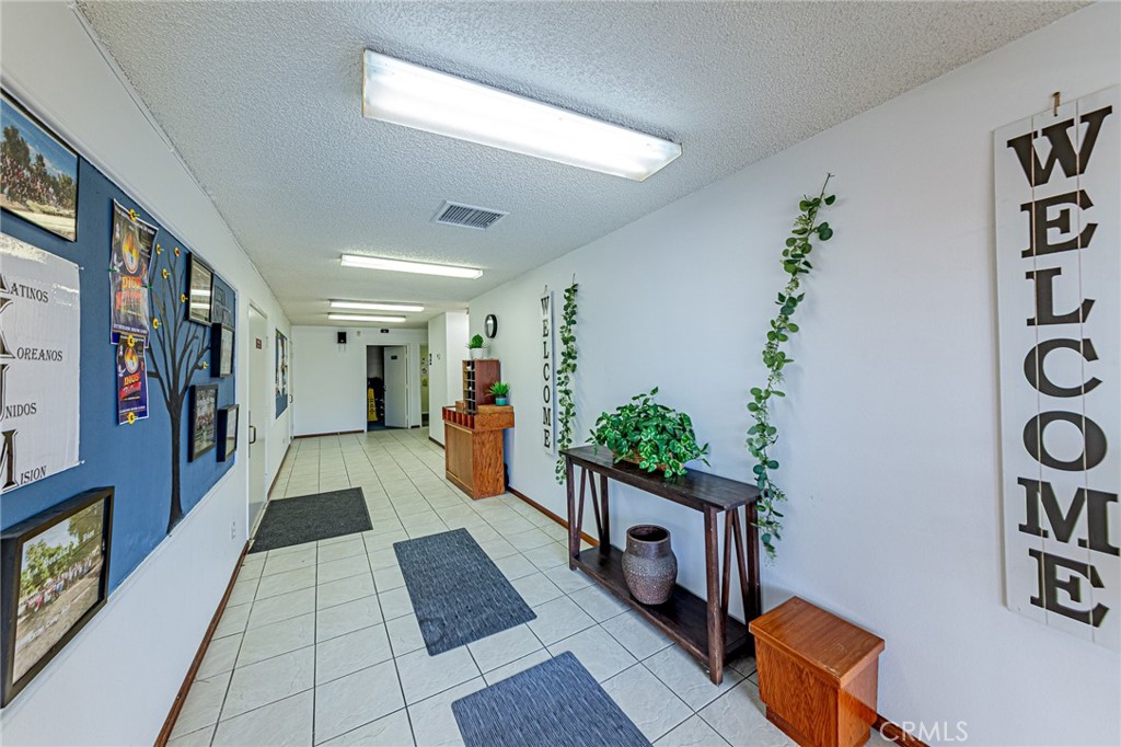 5722 Crescent Property Photo 7