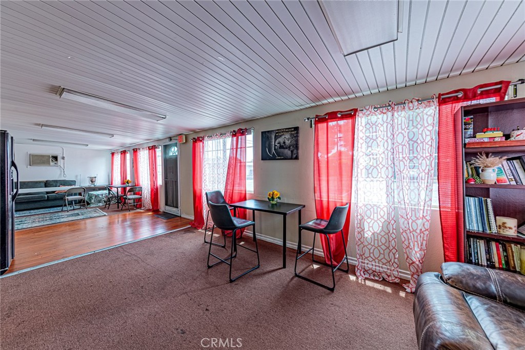 5722 Crescent Property Photo 21