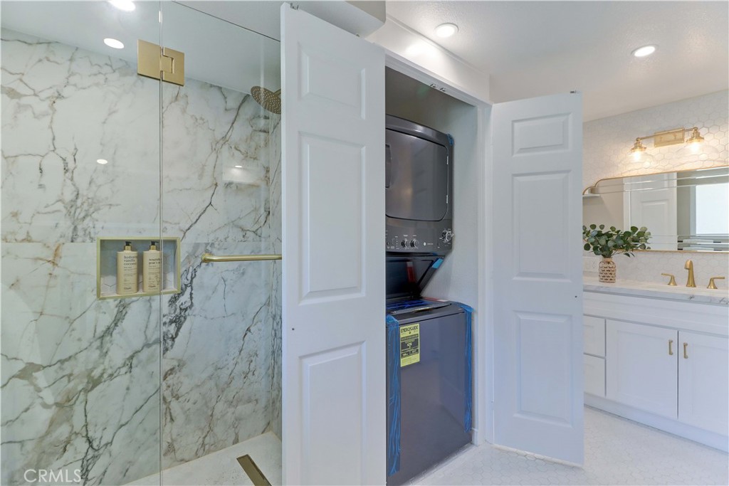 2338 Avenida Sevilla N Property Photo 38