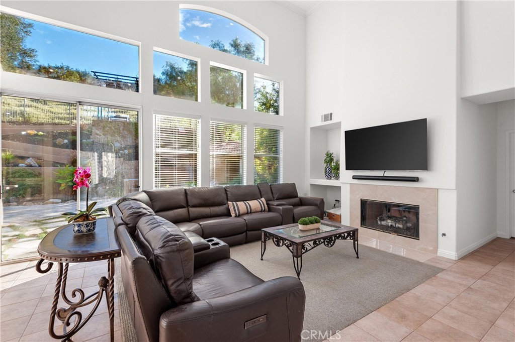 17 Roadrunner Court Property Photo 5
