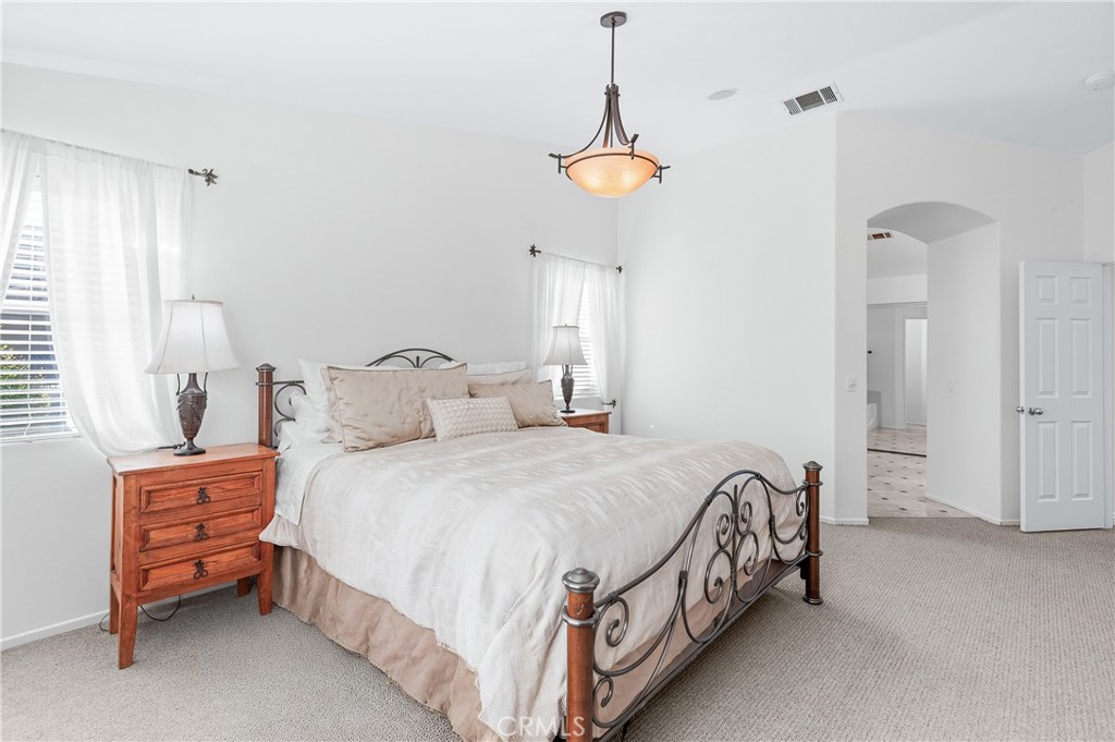 17 Roadrunner Court Property Photo 30