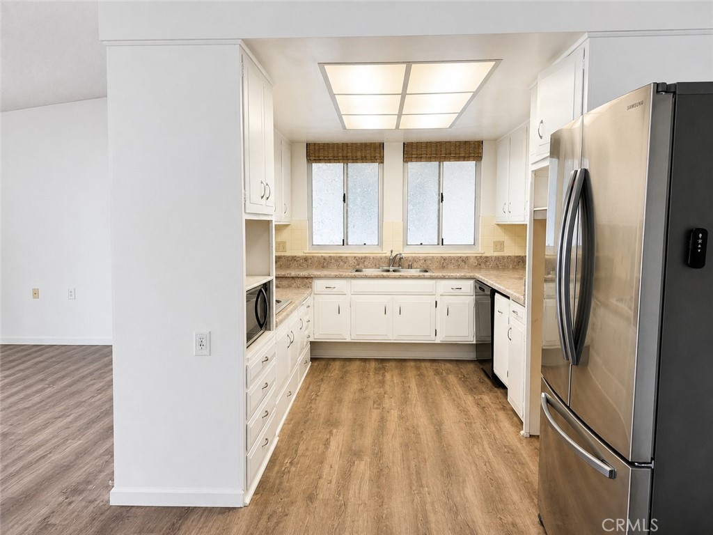3 Via Castilla U Property Photo 6