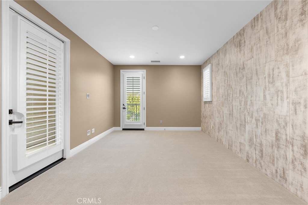 55 Fenway Property Photo 40