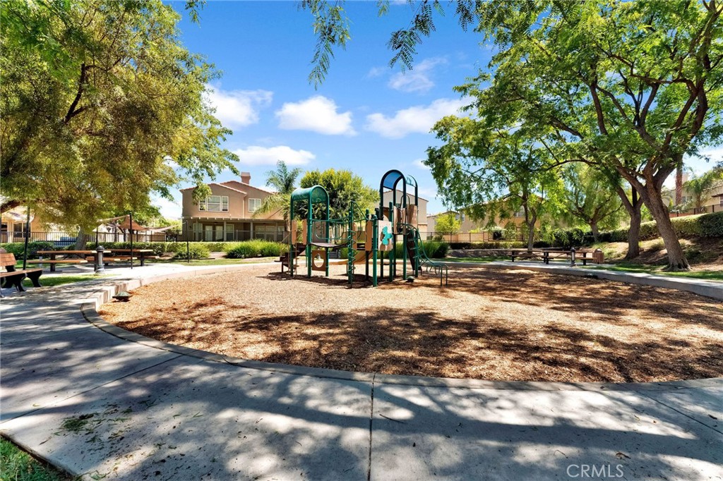 4244 Windspring Property Photo 8