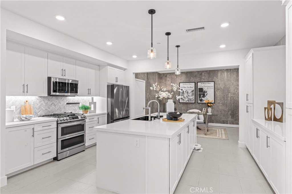 16123 Dawn 308 Property Photo 14